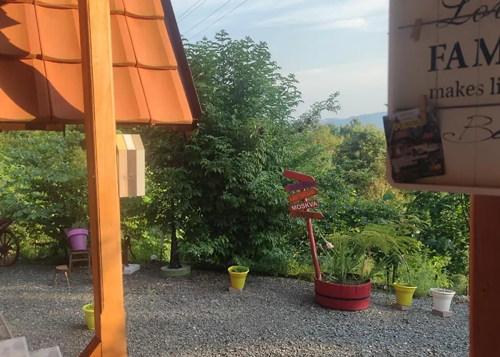 Seoski Turizam Feniks Davidovi Psalmi アパート Kosjerić